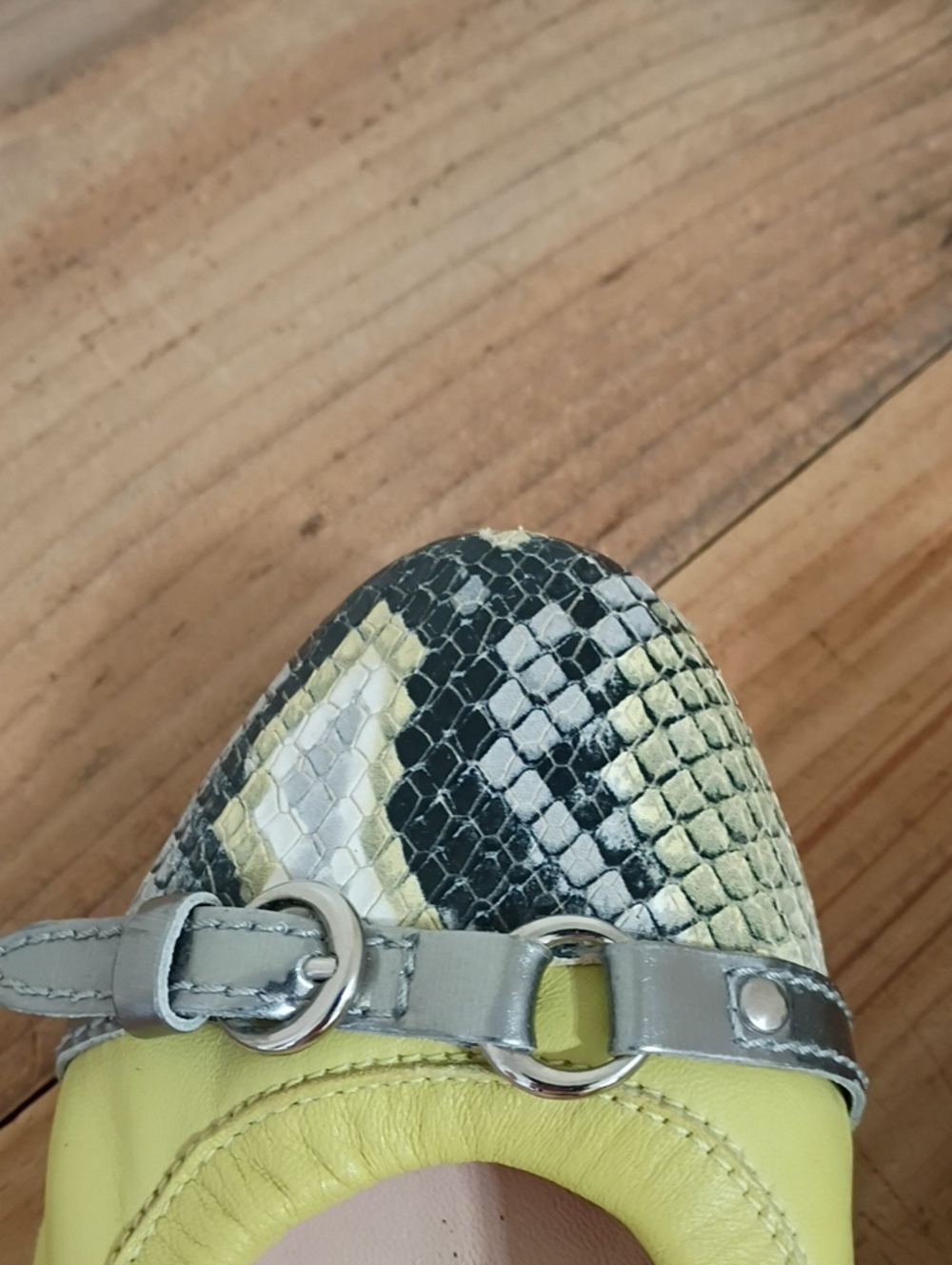 AGL Monika Yellow Python Cap Toe Ballet Flat Size 42 Made in Italy - Picture 6 of 9